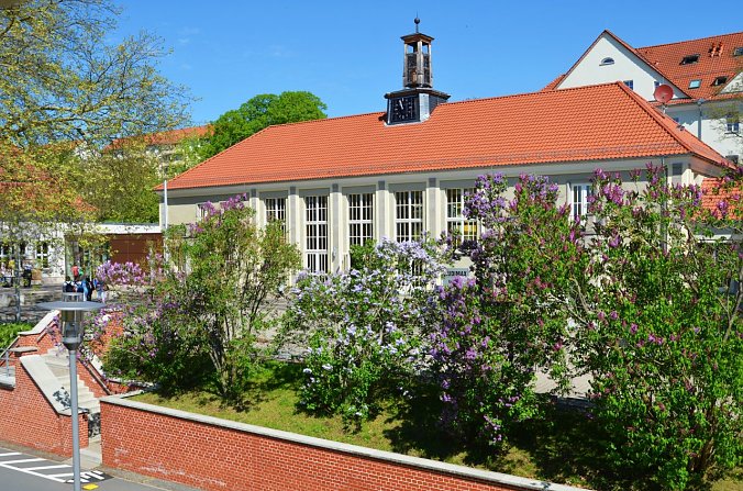 Audimax und Mensa der Hochschule Nordhausen (Foto: HS Nordhausen) Bild: Audimax und Mensa der Hochschule Nordhausen